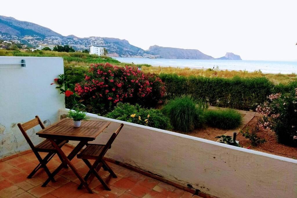Beachfront Apt! Ac - Pool - Parking Apartment Altea Exterior photo